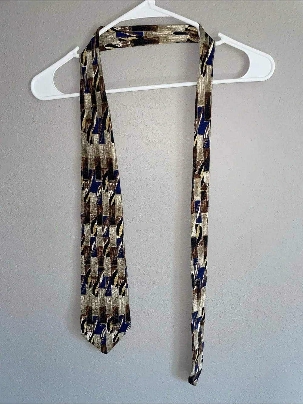 Vintage Men's Patterned Neck Tie in Blue, Gold & Brown silk Italy